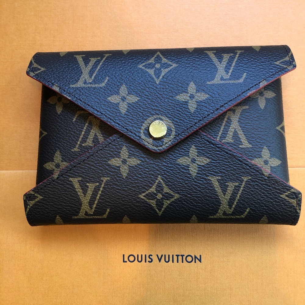 Louis Vuitton Kirigami Pochette - **Medium Pouch